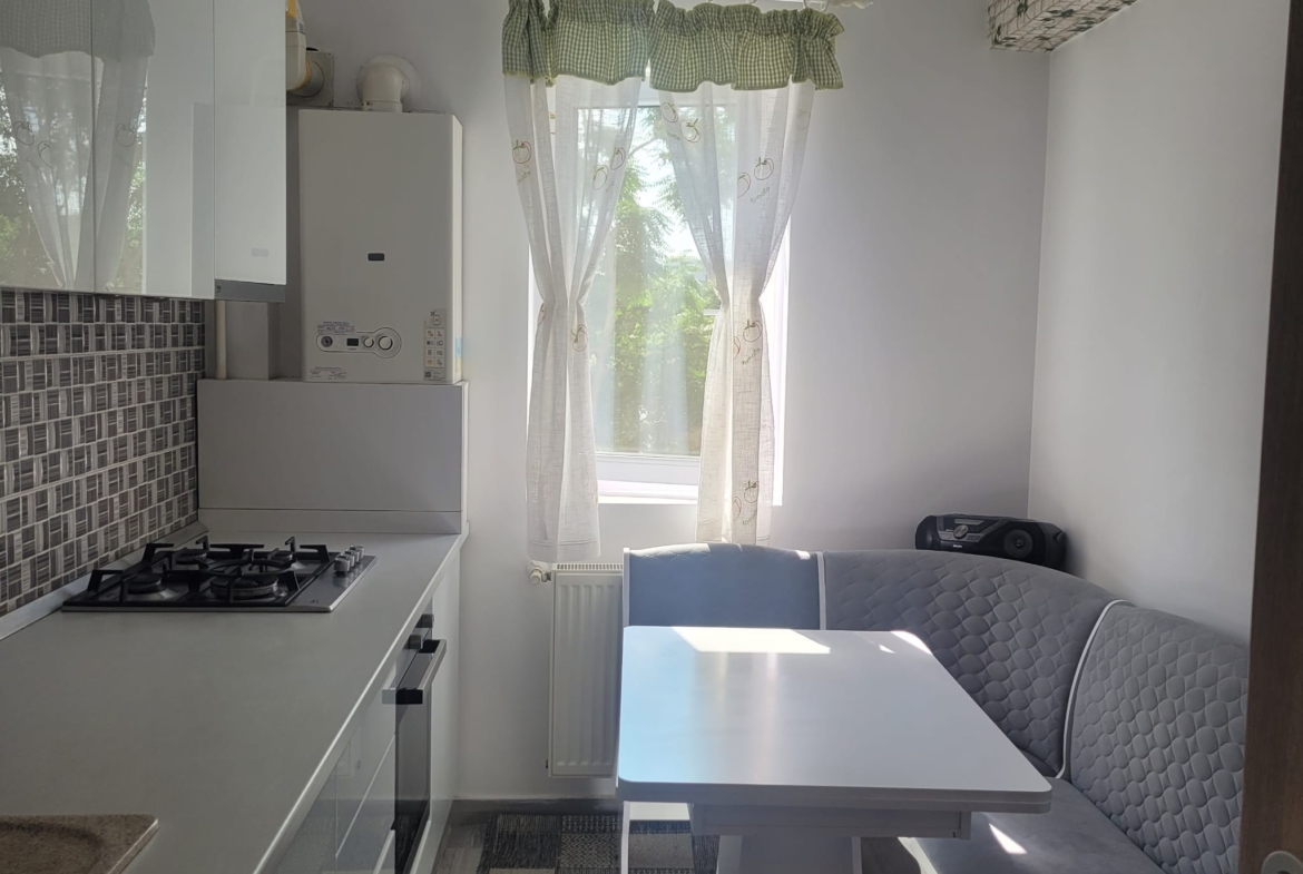 Apartament 2 Camere Decomandat | Rotar Park Militari | Etaj 1 | Lângă Metrou