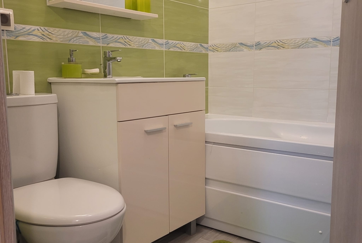 Apartament 2 Camere Decomandat | Rotar Park Militari | Etaj 1 | Lângă Metrou