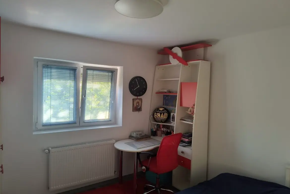 Apartament 3 camere de vânzare – Drumul Taberei, zona Compozitorilor