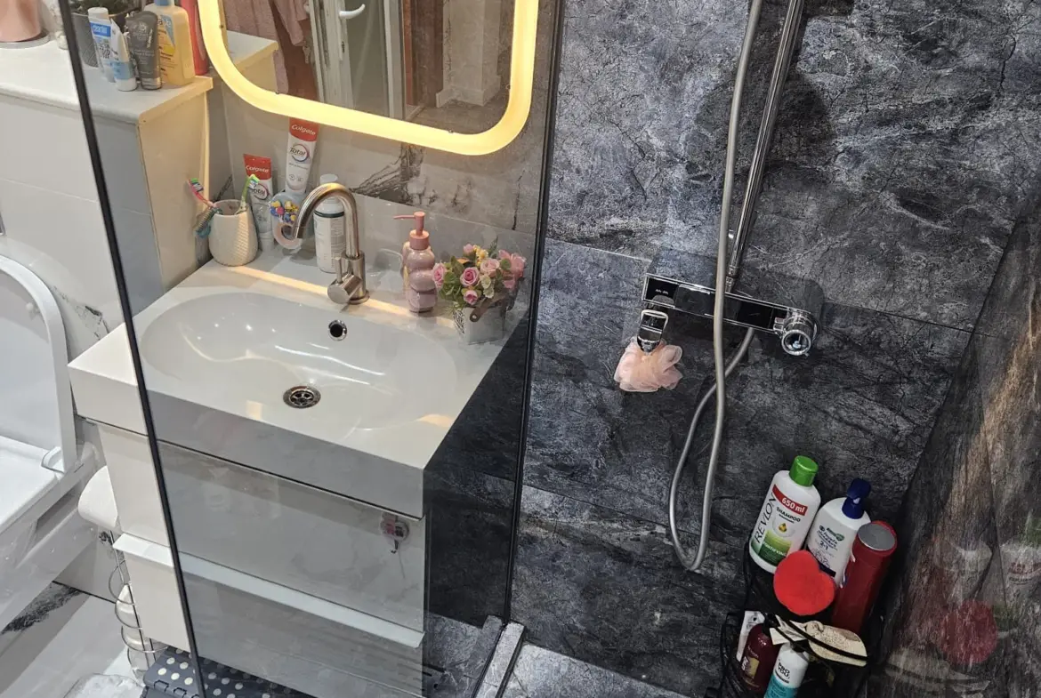 Apartament 3 camere, decomandat, de vânzare – Militari, zona Gorjului