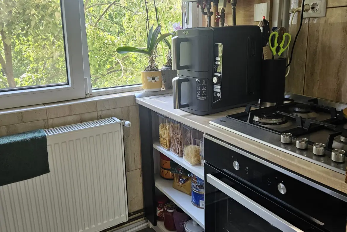 Apartament 3 camere, decomandat, de vânzare – Militari, zona Gorjului
