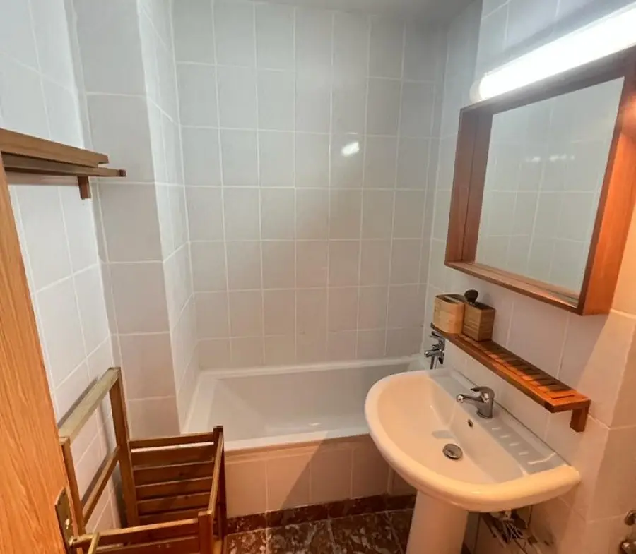 Apartament spațios cu 3 camere de închiriat – Drumul Taberei (Zona Favorit)