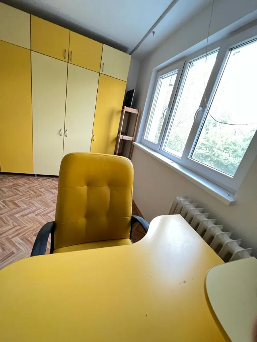 WhatsApp Image 2026-09-27 at 14.38.39 (8) Apartament spațios cu 3 camere de închiriat – Drumul Taberei (Zona Favorit)