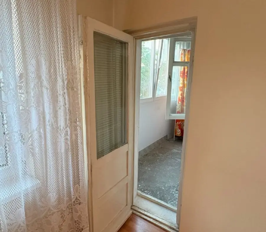 Crângași – Piață | 2 Camere Decomandat, Etaj 3/8, Bloc Anvelopat – Ideal Investiție
