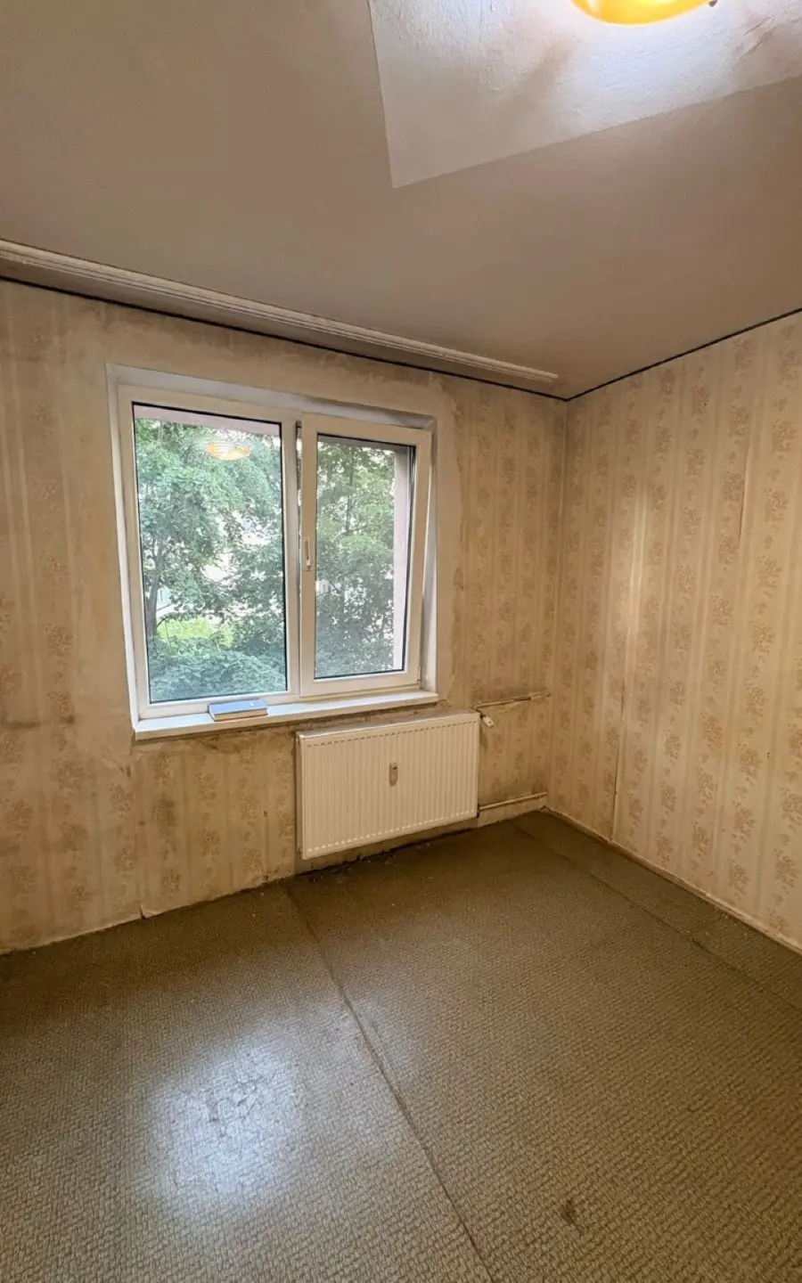 Crângași – Piață | 2 Camere Decomandat, Etaj 3/8, Bloc Anvelopat – Ideal Investiție