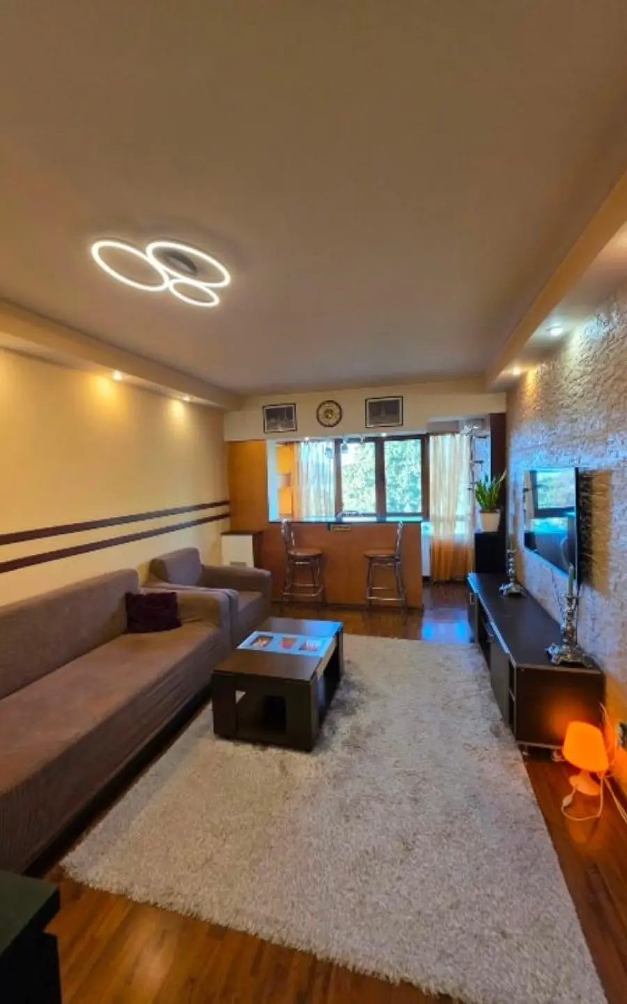 living Apartament 2 camere | Favorit – Drumul Taberei | Mobilat și utilat | Loc de parcare
