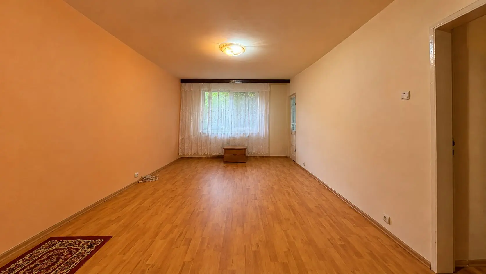 Crângași – Piață | 2 Camere Decomandat, Etaj 3/8, Bloc Anvelopat – Ideal Investiție